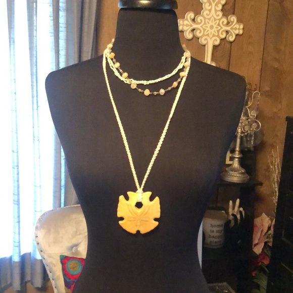 Set of (10) Vintage Necklaces - Picture 6 of 17